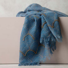 CAPE & SHAWL