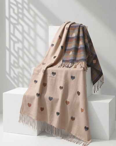 WOOLEN STOLE