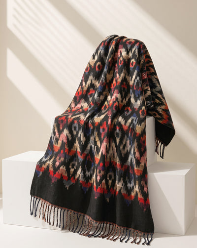 WOOLEN STOLE