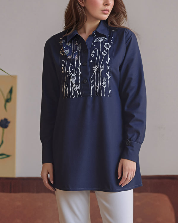 DENIM EMBROIDERED TOP