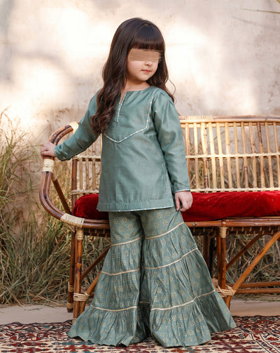 GIRLS 2 PIECE SUIT (MINOR FAULT)