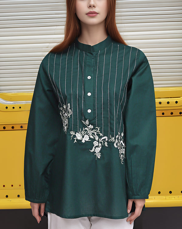 EMBROIDERED TOP