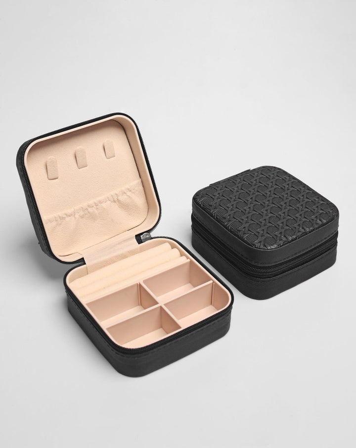 PORTABLE JEWELRY BOX - Polkadots - 13504NJ3Print7-235950 - PORTABLE JEWELRY BOX